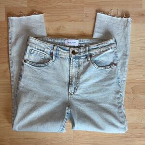 Dear John STELLA SUPER HIGH RISE CROPPED SLIM STRAIGHT Light Wash Jeans 28